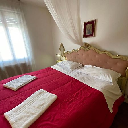 Royal Guest House Venice Exterior photo